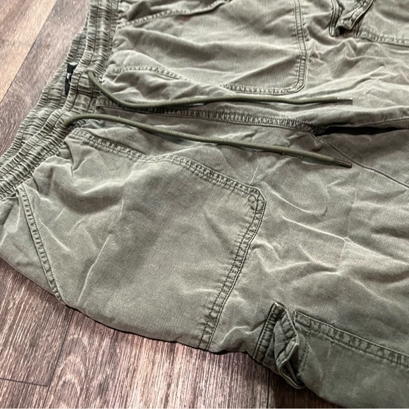 7 for all mankind cargo joggers army green women’s small - Picture 4 of 4